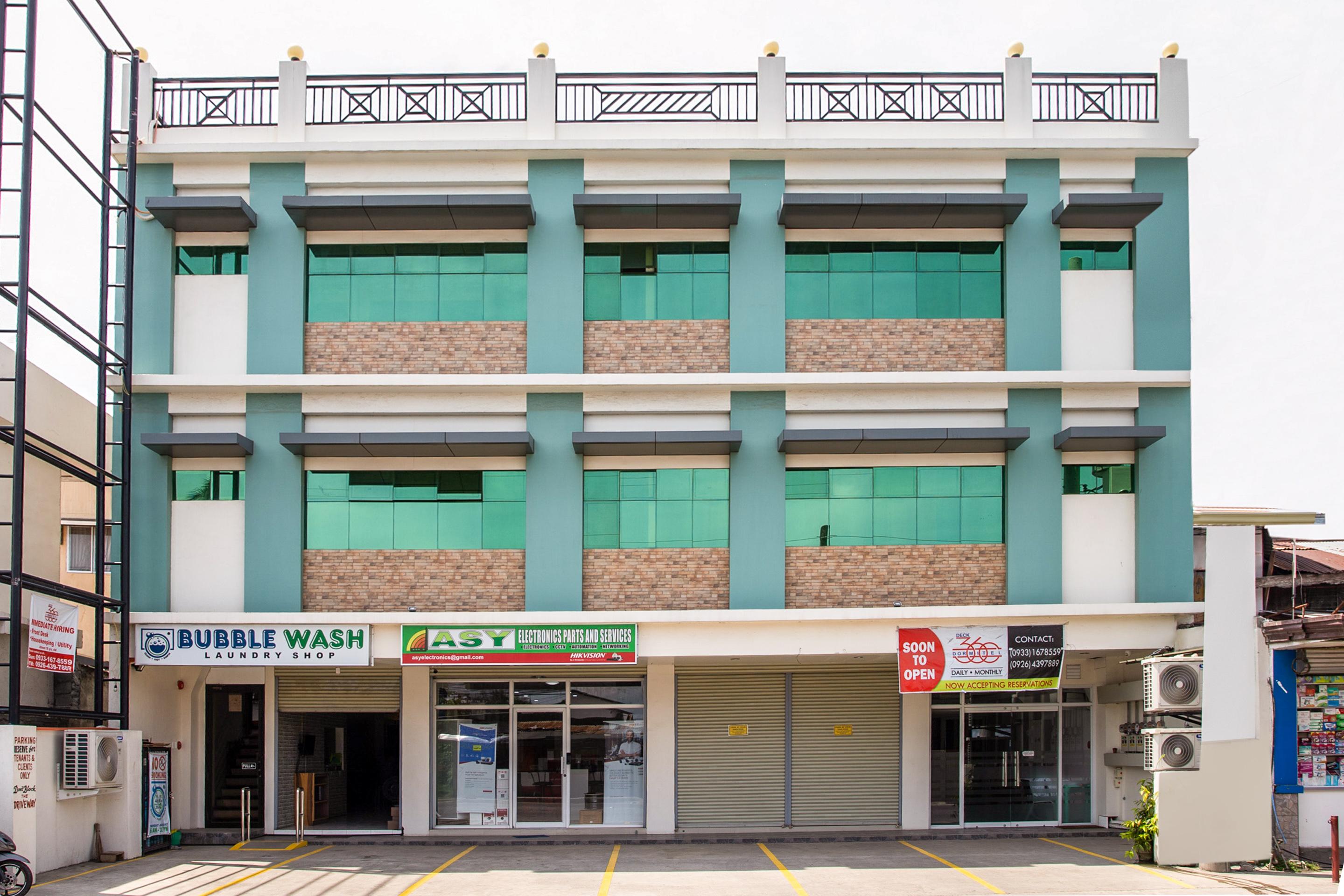 Oyo 421 Deck 360 Dormitel Hotel Davao Exterior photo